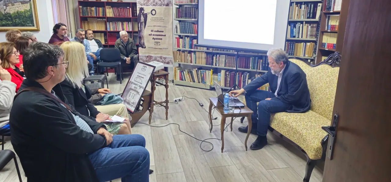 Предавање др Зорана Вацића о др Велимиру Пазарцу